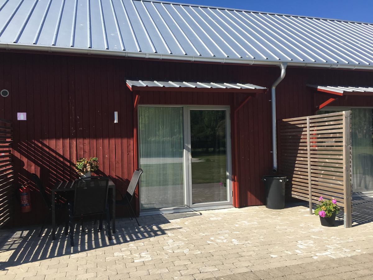 荣斯五公寓酒店 Västergarn 外观 照片